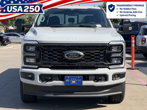 Used 2026 Ford F250 Lariat w/ Black Appearance Package AWD/4WD image 8