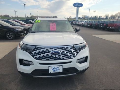 Used 2020 Ford Explorer Platinum w/ Premium Technology Package AWD/4WD image 8