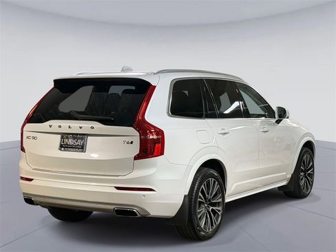 Used 2020 Volvo XC90 T6 Momentum w/ Protection Package Premier image 10