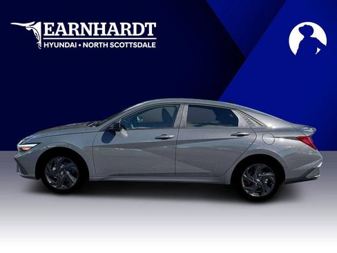New 2026 Hyundai Elantra SEL w/ Cargo Package FWD image 3