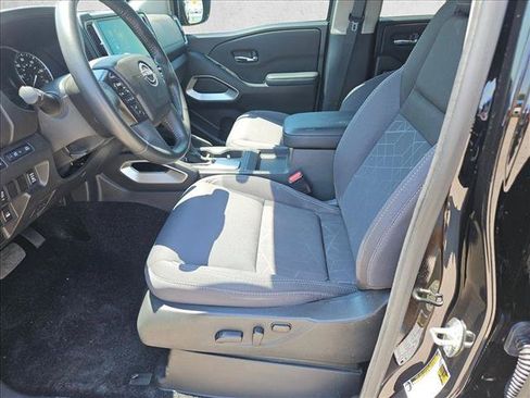 Used 2025 Nissan Frontier SV w/ SV Convenience Package AWD/4WD image 13