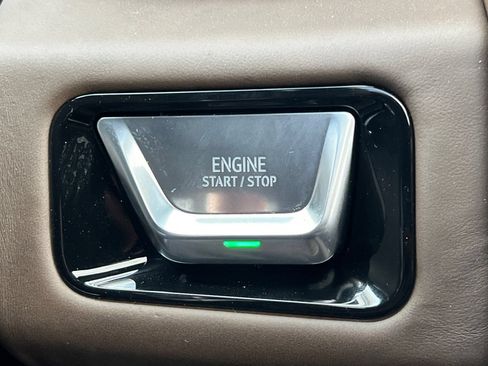 New 2026 GMC Yukon Denali Ultimate AWD/4WD image 22