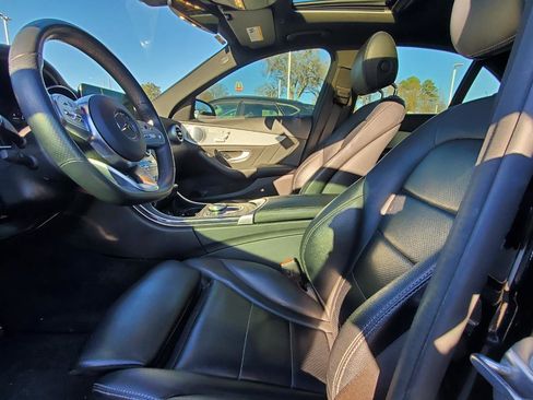 Used 2019 Mercedes-Benz C 300 Sedan image 3