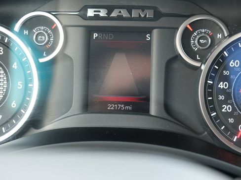 Used 2026 RAM 2500 Big Horn AWD/4WD image 4