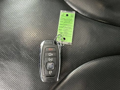 Used 2019 Lincoln Nautilus Reserve AWD/4WD image 12