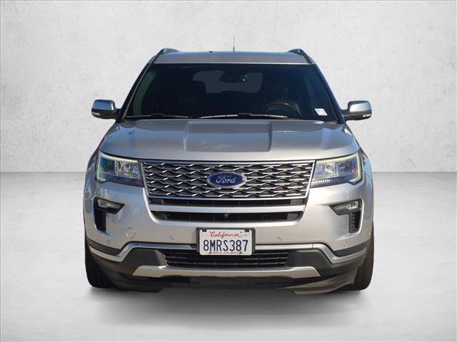 Used 2019 Ford Explorer Platinum AWD/4WD image 2