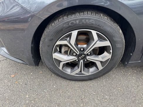 Used 2021 Kia Forte LXS image 26