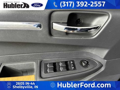 Used 2008 Chrysler 300 Limited w/ Protection Group AWD/4WD image 11