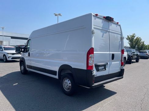 Used 2023 RAM ProMaster 2500 FWD image 5