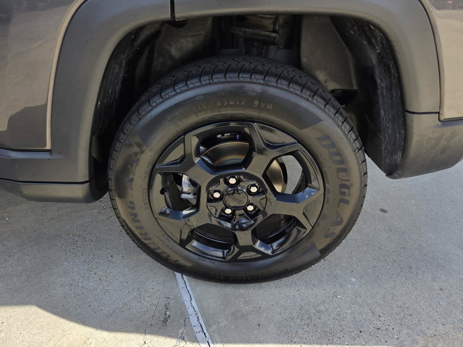 Used 2023 Jeep Compass Trailhawk AWD/4WD image 25