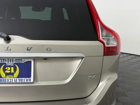 Used 2016 Volvo XC60 T6 Platinum FWD image 10