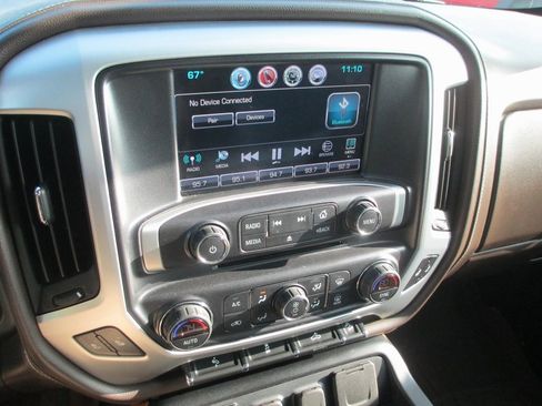 Used 2018 GMC Sierra 1500 SLT w/ SLT Premium Package image 27