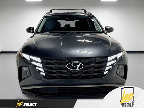 Used 2023 Hyundai Tucson SEL w/ Convenience Package AWD/4WD image 2