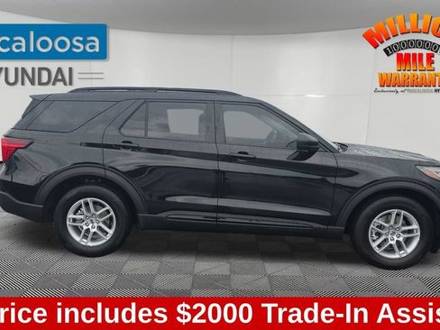 Used 2026 Ford Explorer Active RWD image 9