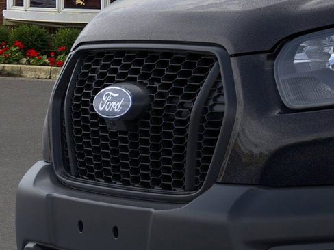 New 2026 Ford Transit 250 148 Medium Roof RWD image 27