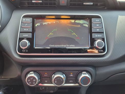 New 2025 Nissan Kicks Play S image 10