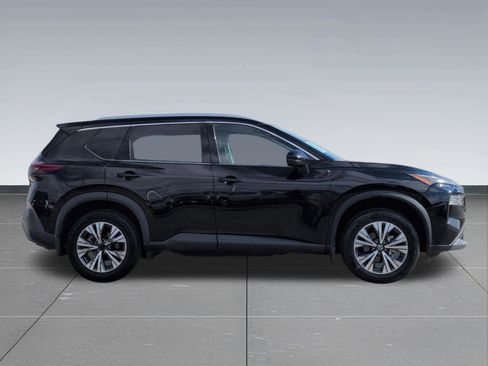 Used 2021 Nissan Rogue SV w/ Premium Package image 7