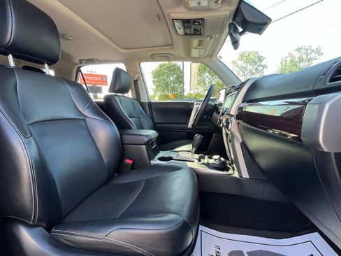 Used 2020 Toyota 4Runner Limited AWD/4WD image 26