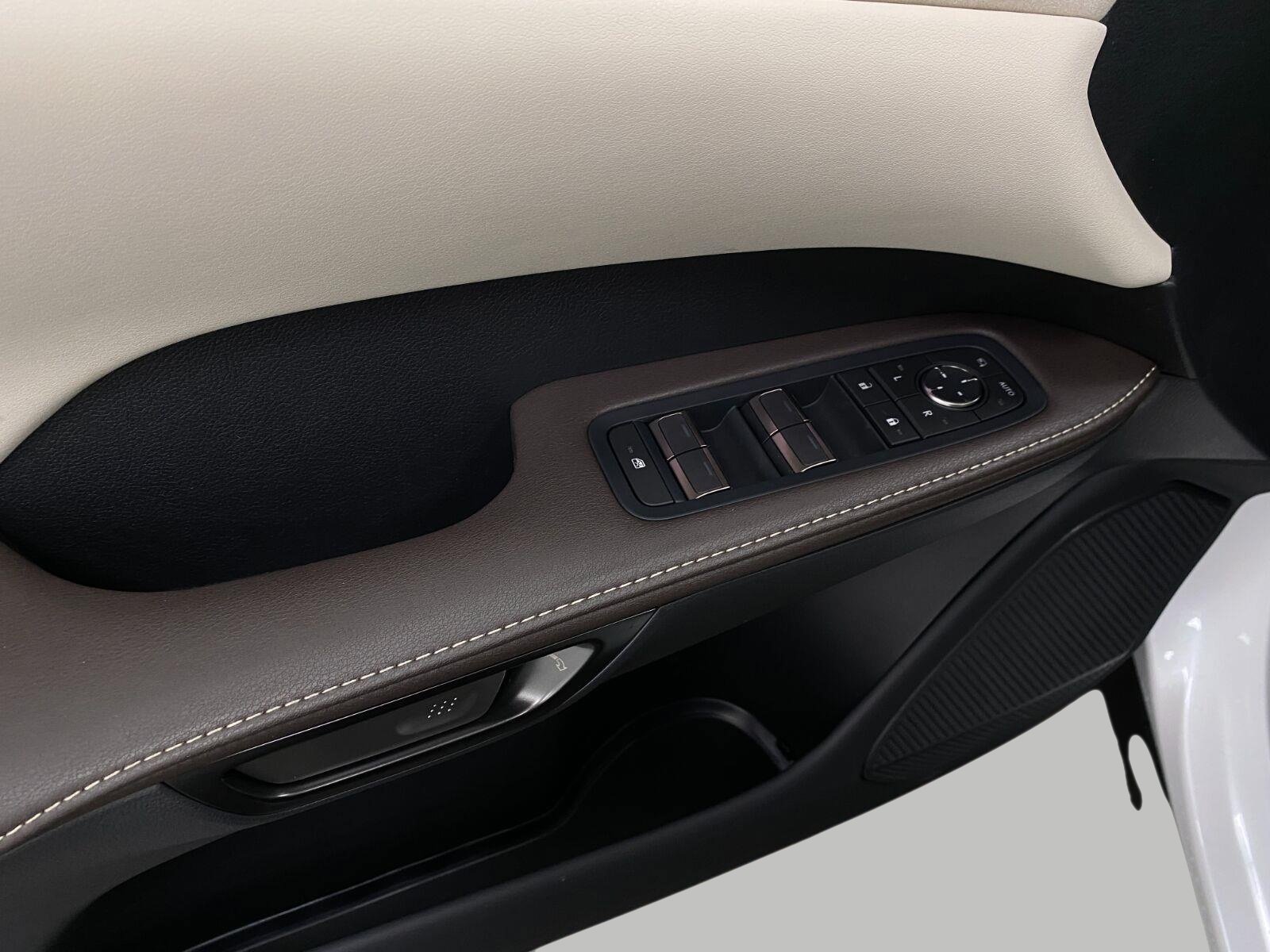 New 2026 Lexus RX 350 AWD image 33