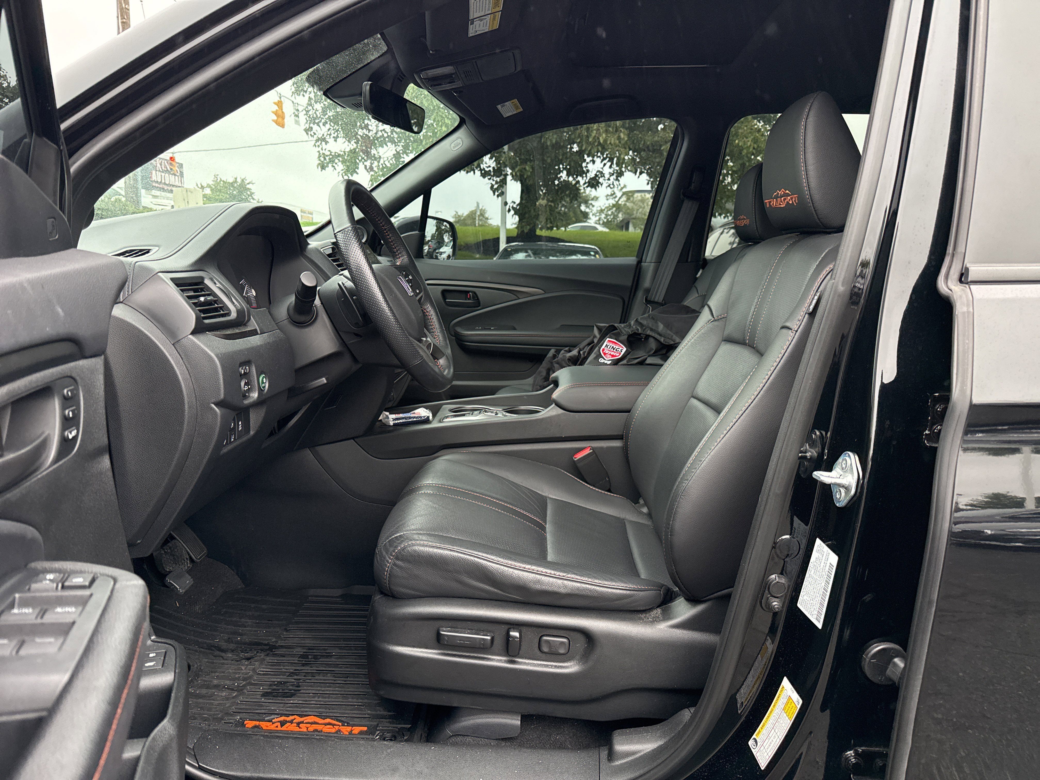 Used 2024 Honda Passport TrailSport image 8