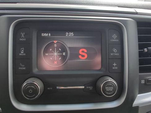 Used 2023 RAM 1500 Classic SLT AWD/4WD image 27