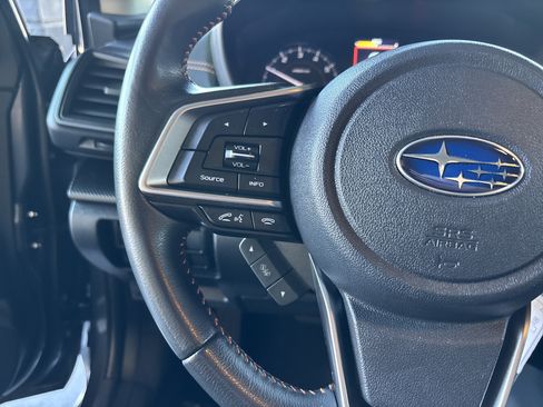 Used 2023 Subaru Crosstrek 2.0i Premium AWD/4WD image 19