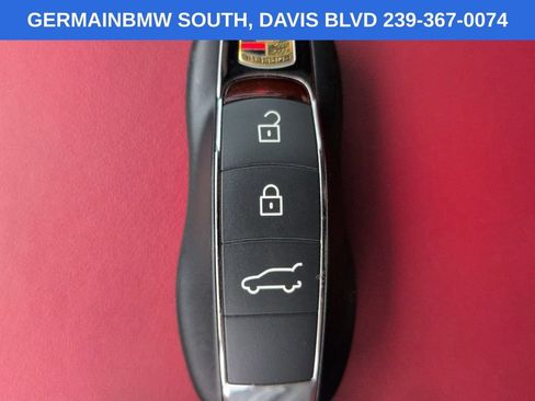 Used 2021 Porsche Macan S AWD/4WD image 33