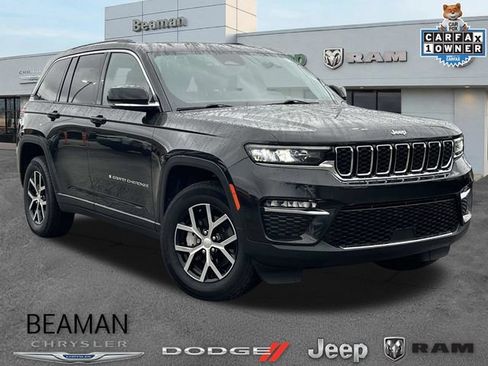 Used 2023 Jeep Grand Cherokee Limited AWD/4WD image 1