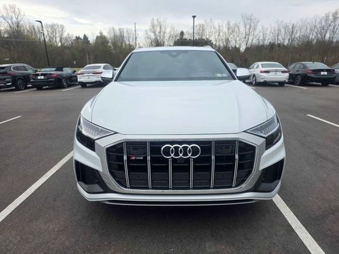 Used 2023 Audi SQ8 Premium Plus w/ Executive Package image 2
