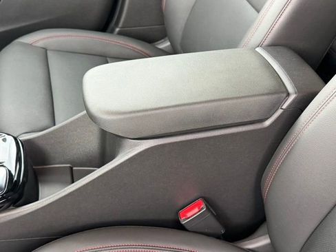 Used 2024 Chevrolet Trax RS w/ Driver Confidence Package image 34