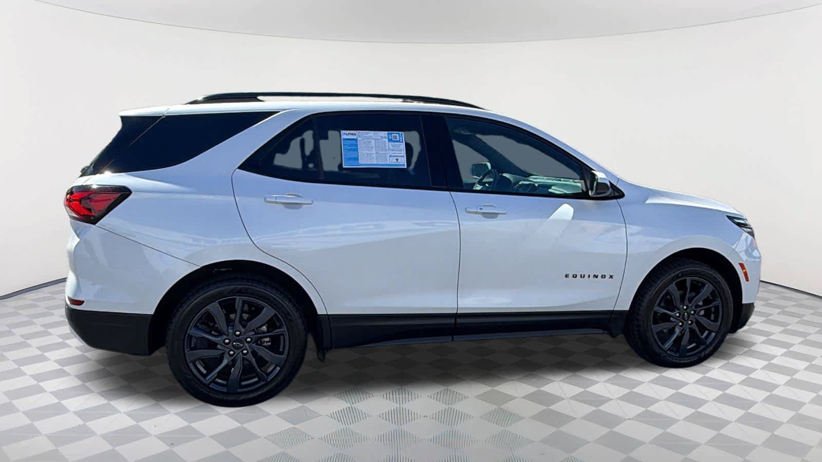 Certified 2024 Chevrolet Equinox RS AWD/4WD image 4
