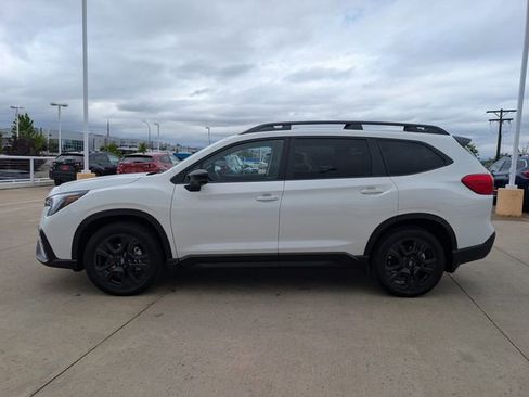 Used 2025 Subaru Ascent Bronze Edition w/ Onyx Package AWD/4WD image 7