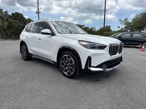 Used 2025 BMW X1 xDrive28i w/ Convenience Package AWD/4WD image 8