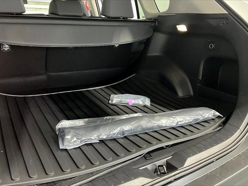 New 2025 Toyota RAV4 XLE w/ Convenience Package image 7