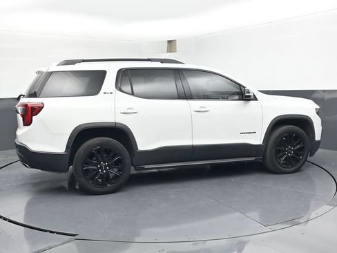 Used 2023 GMC Acadia SLE w/ Driver Convenience Package FWD image 3