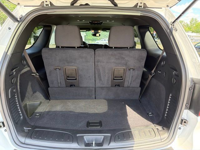 Used 2023 Dodge Durango GT AWD/4WD image 14
