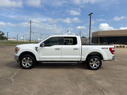 Used 2021 Ford F150 Lariat AWD/4WD image 2
