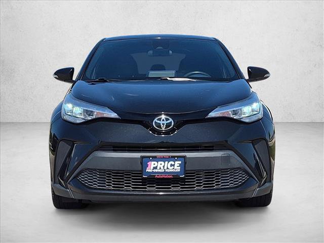 Used 2021 Toyota C-HR XLE FWD image 2