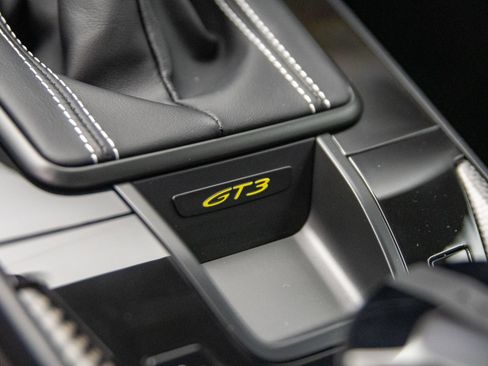 Certified 2026 Porsche 911 GT3 RWD image 17