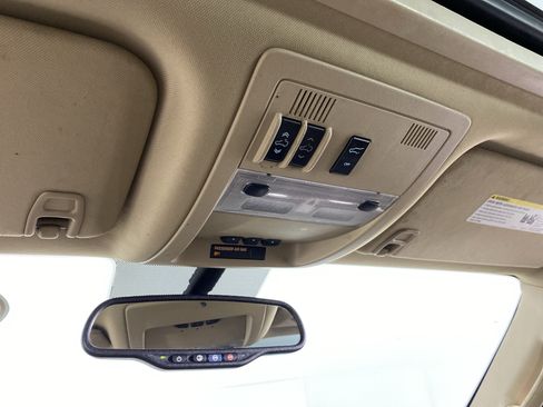 Used 2013 GMC Yukon XL Denali AWD/4WD image 24