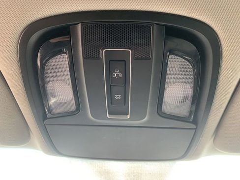 Used 2020 Kia Sorento L image 34