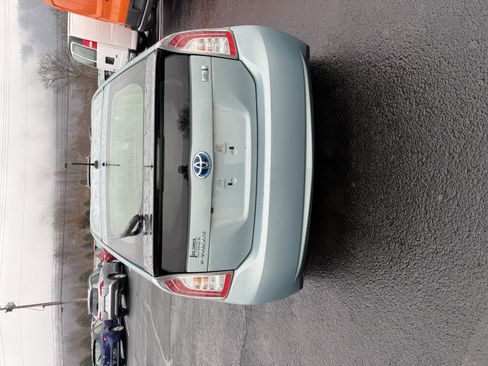 Used 2015 Toyota Prius Three image 6