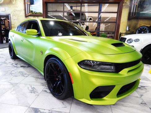 Used 2021 Dodge Charger SRT Hellcat image 1