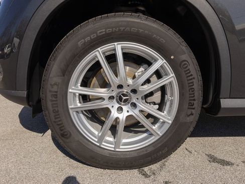 Certified 2025 Mercedes-Benz GLC 300 4MATIC image 5