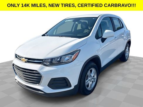 Used 2019 Chevrolet Trax LS FWD image 1