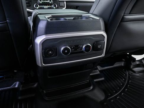 Used 2024 Ford Expedition XLT RWD image 21