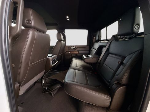 Used 2022 GMC Sierra 2500 Denali w/ Denali Ultimate Package image 24