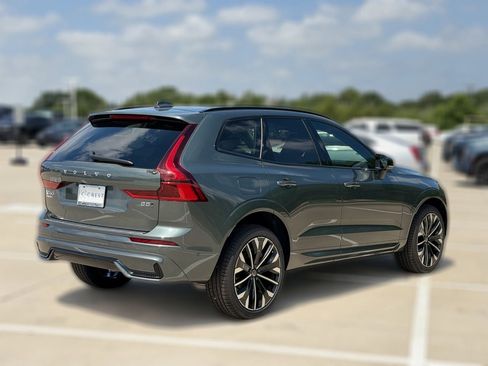 New 2026 Volvo XC60 B5 Ultra w/ Protection Package Premier AWD/4WD image 5