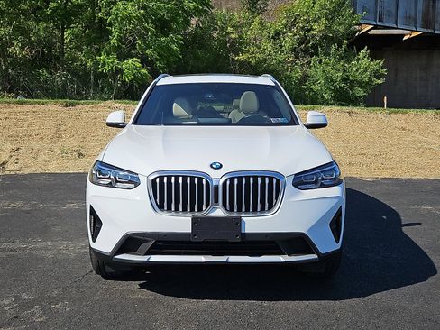 Used 2023 BMW X3 xDrive30i w/ Premium Package w/ZPA AWD/4WD image 2