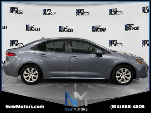 Used 2024 Toyota Corolla LE FWD image 6